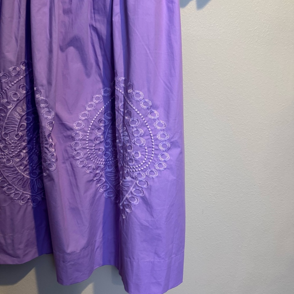 Tuckernuck Hyacinth House Lavender Embroidery Dowling Midi Dress - Picture 4 of 9